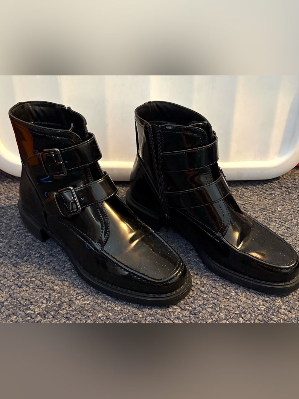 Worthington Women's Black Vegan Patent Main Flat Heel Moto Ankle Boots; Size 9